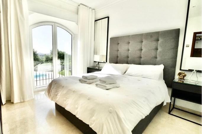 Villa Exclusiva Con Piscina Privada, La Tina Golf 아르코스델라프론테라 외부 사진